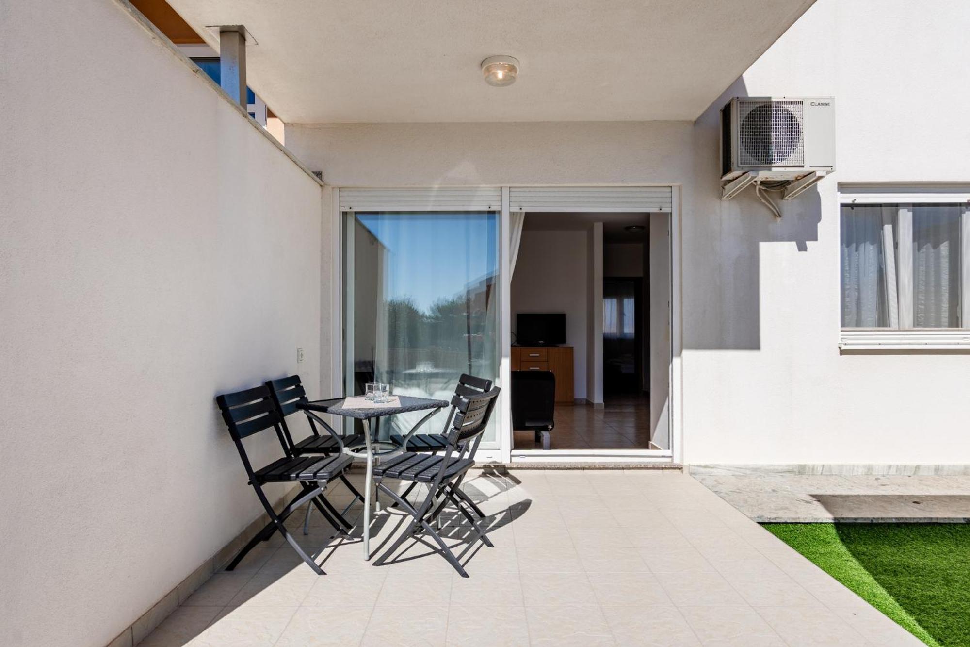 Apartment Village Nin Exterior foto